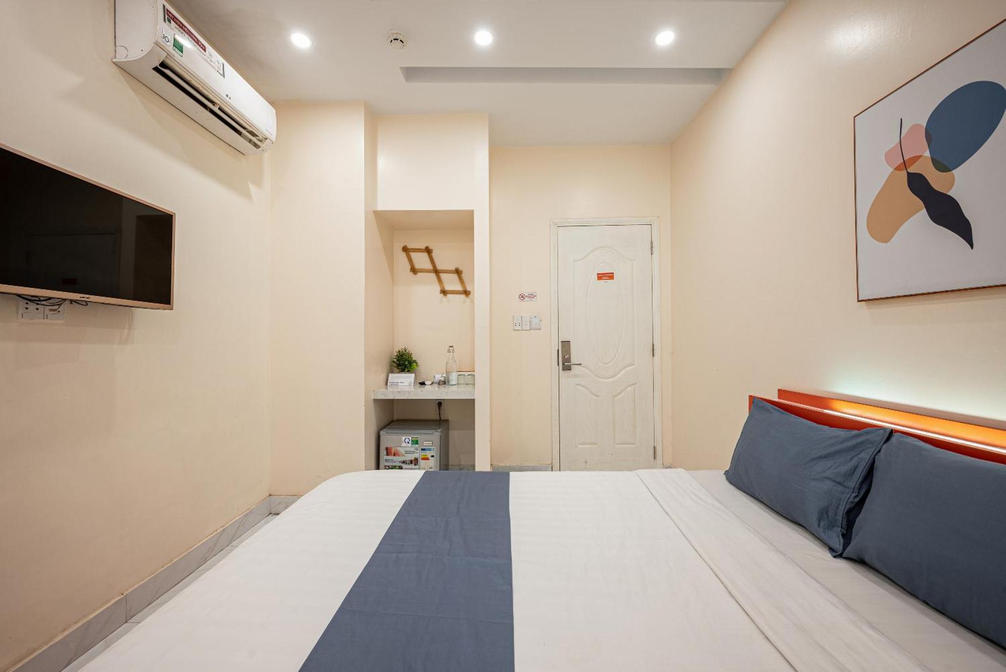 Joy In By Cozrum Ho Chi Minh City Exterior photo