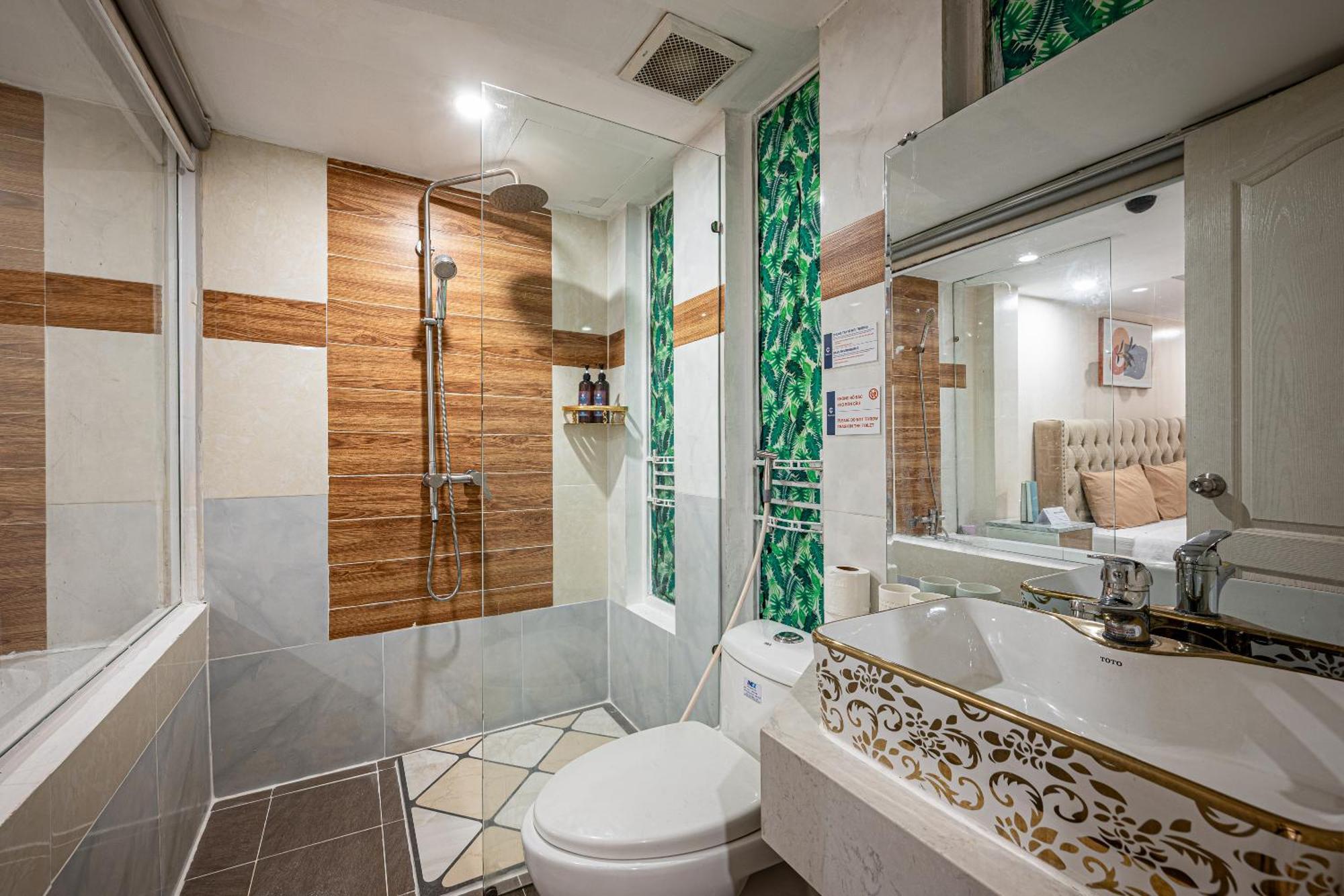 Joy In By Cozrum Ho Chi Minh City Exterior photo