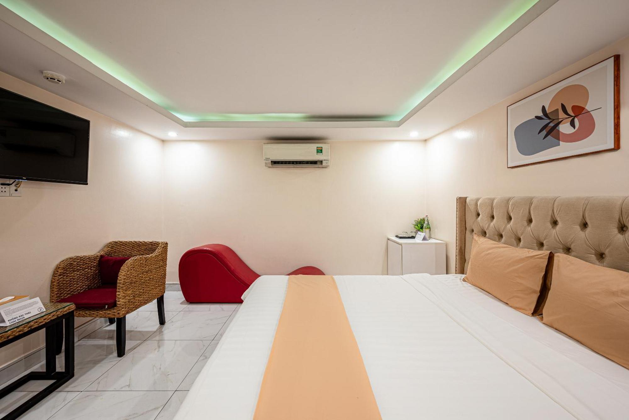 Joy In By Cozrum Ho Chi Minh City Exterior photo