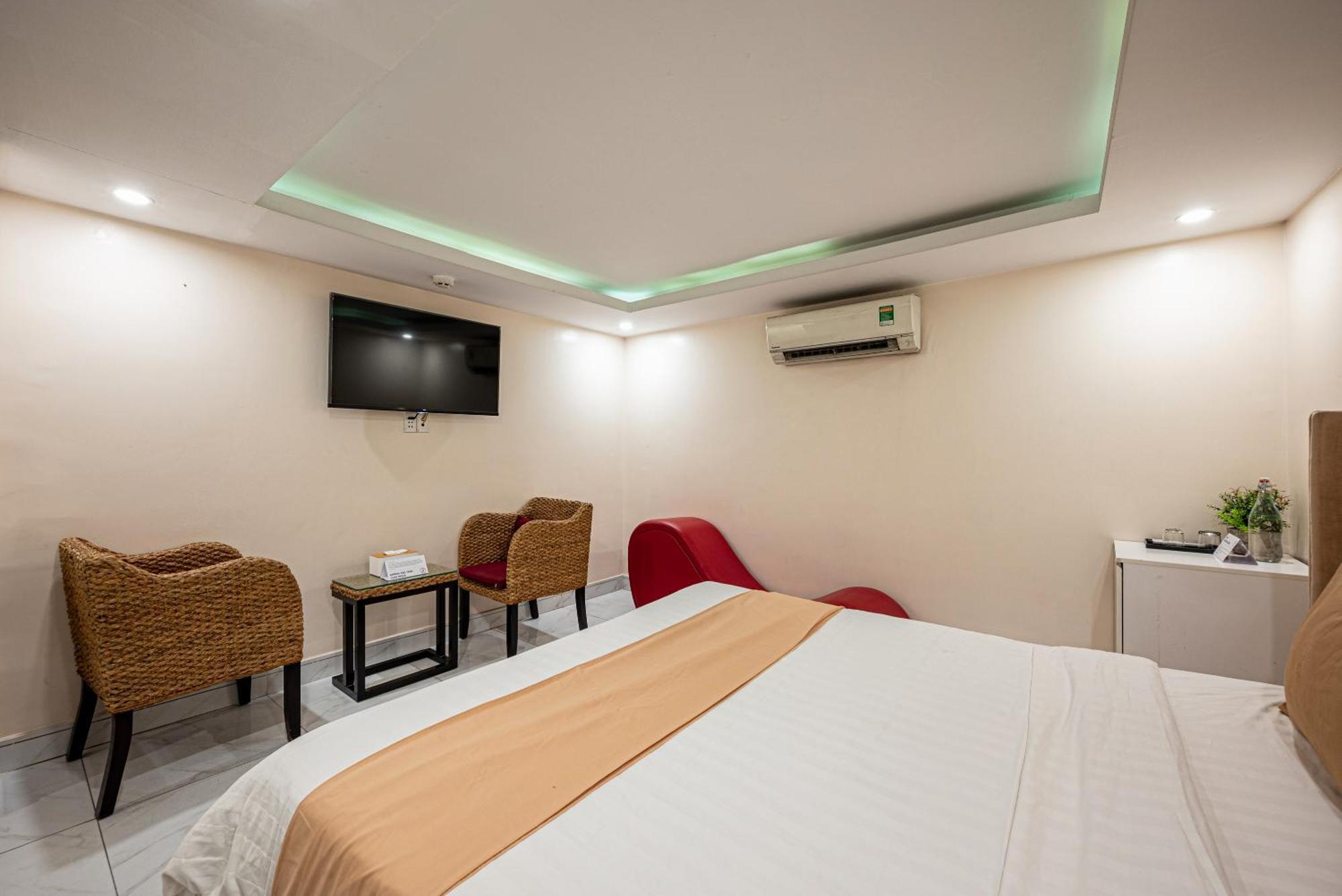 Joy In By Cozrum Ho Chi Minh City Exterior photo