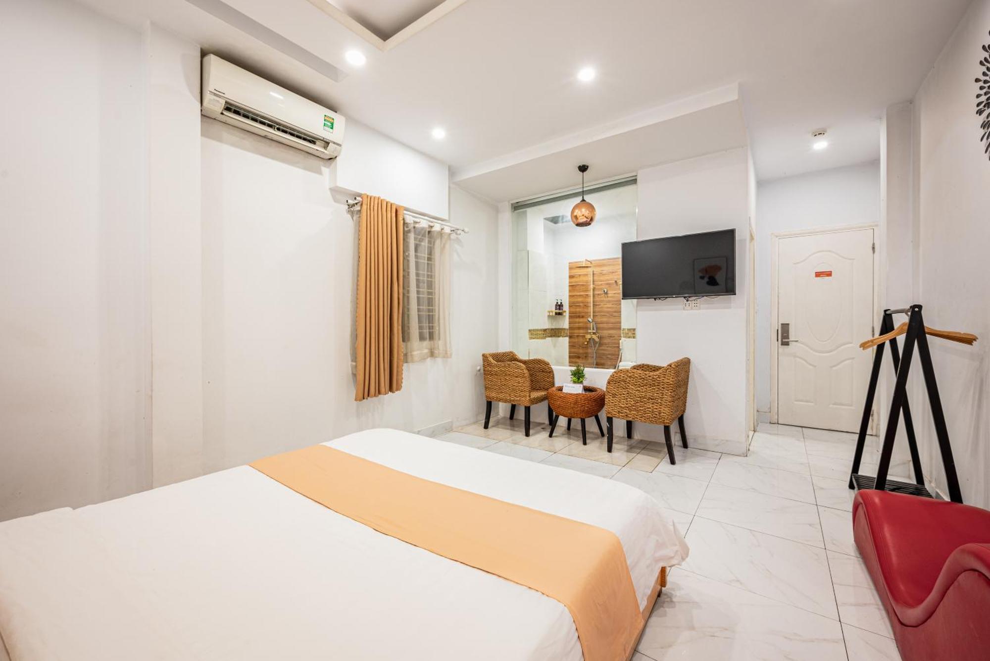 Joy In By Cozrum Ho Chi Minh City Exterior photo