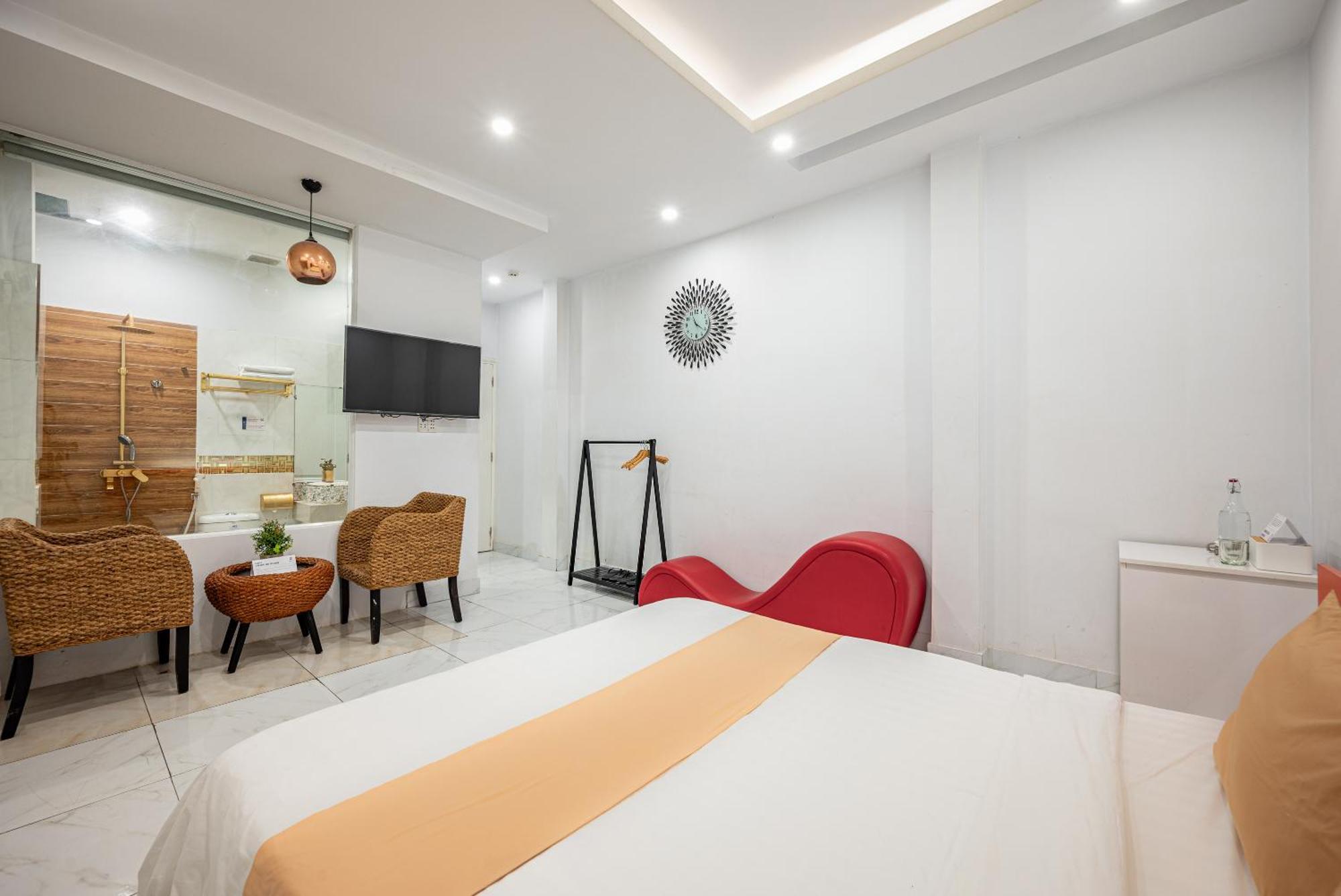Joy In By Cozrum Ho Chi Minh City Exterior photo