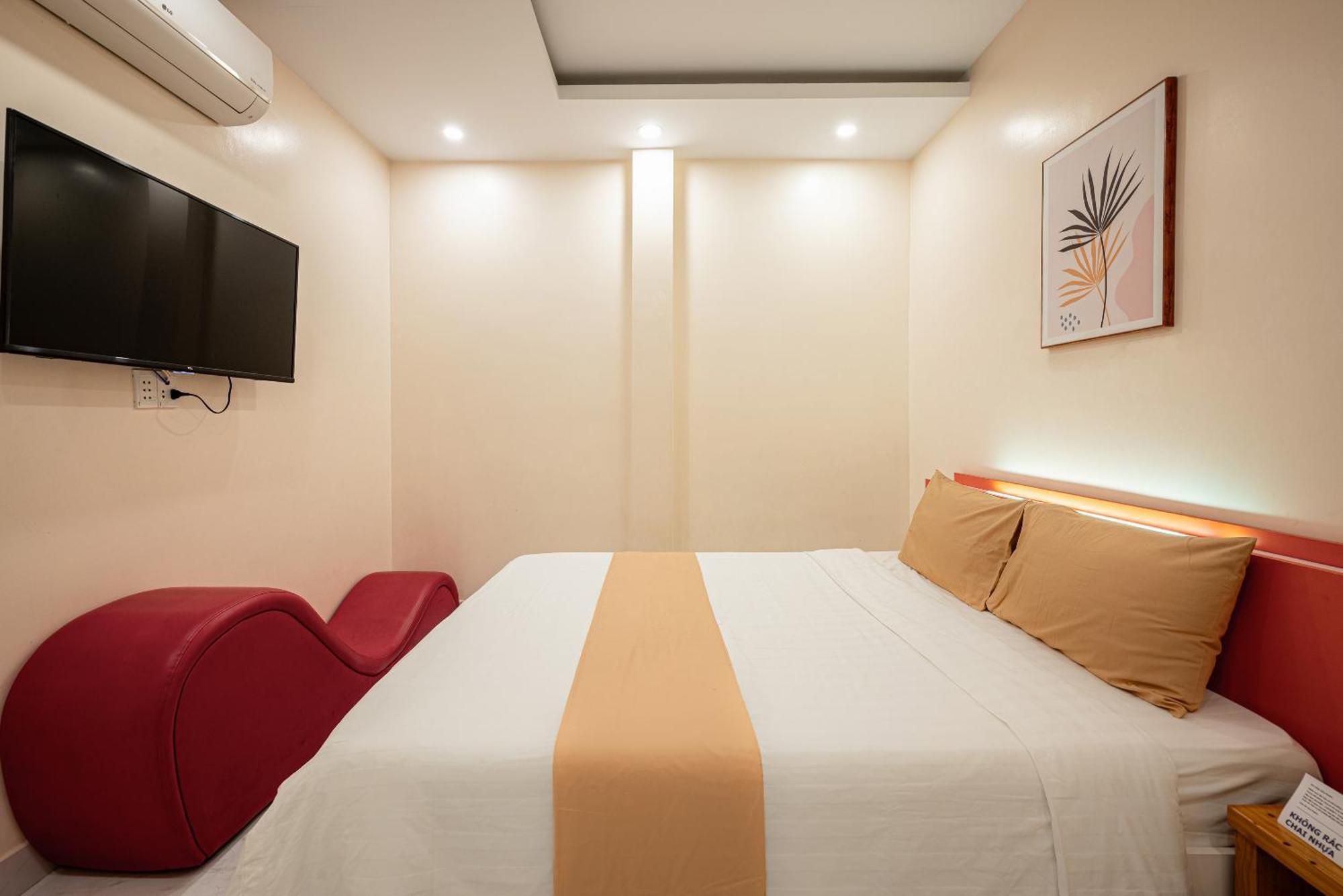 Joy In By Cozrum Ho Chi Minh City Exterior photo
